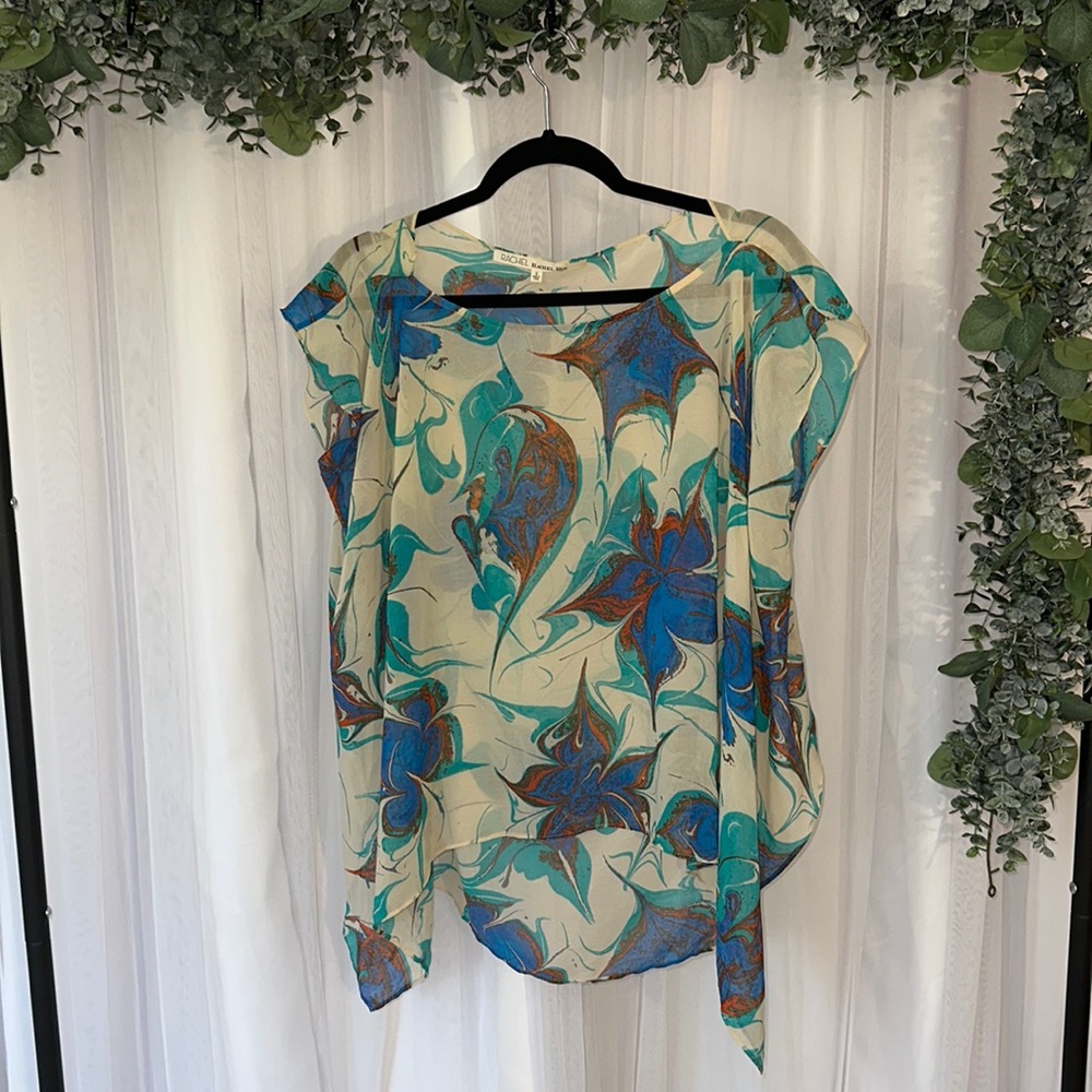 Breezy Abstract Top